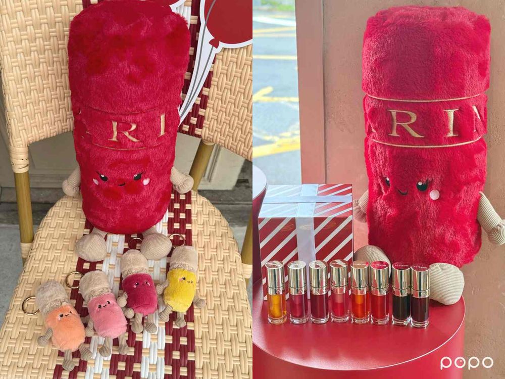 克蘭詩打造唇彩界的Jellycat！美唇油十週年限定「柔紅色」重磅登場，限量唇油娃娃盲盒只送不賣、必搶！-5