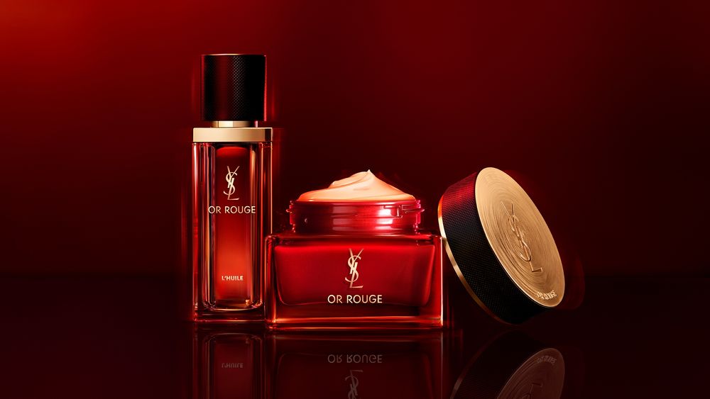此生必擁有高奢保養油！YSL「金緻奢華極萃精華油」注入珍稀藏紅花，有感對抗老化壓力肌，比水更輕盈、一抹秒吸收！-8