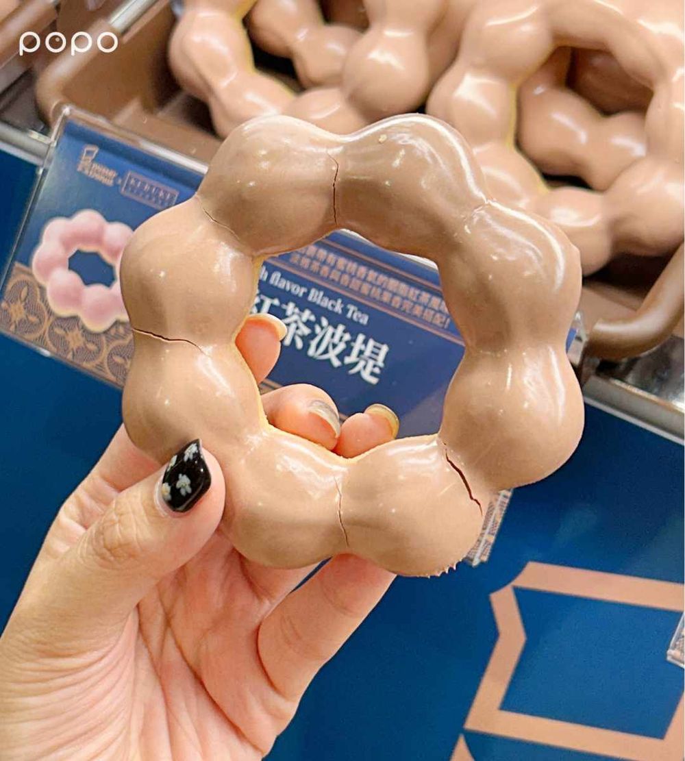 Mister Donut跟可不可聯名了！「濃熟成紅茶波堤、胭脂紅茶派」茶香濃郁太欠吃、還有買五送一！-11