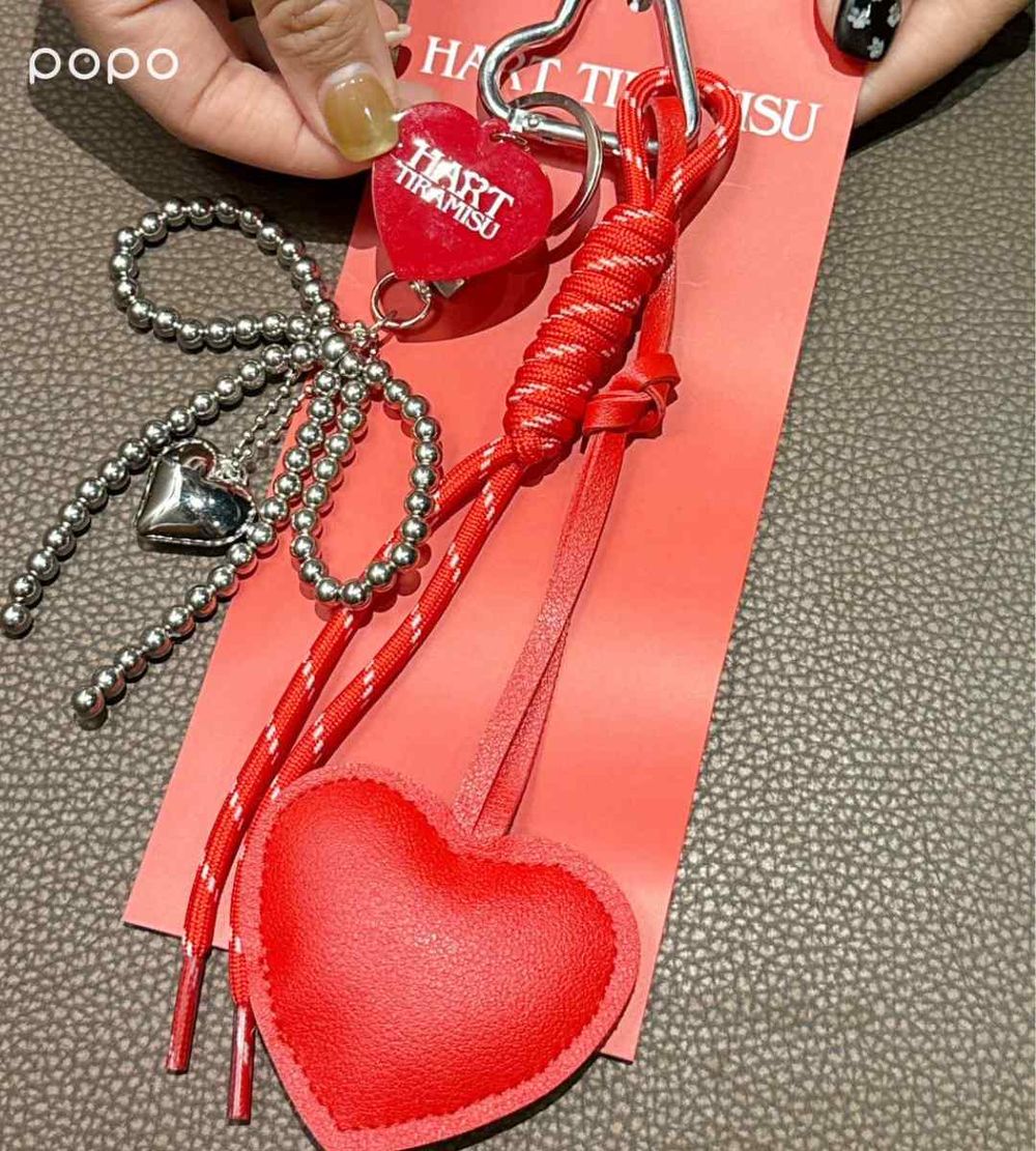 韓國超夯「敲敲愛心提拉米蘇」來台灣了！脆皮巧克力+濃郁慕斯太欠吃、買兩款再送酸甜草莓提拉米蘇！-11