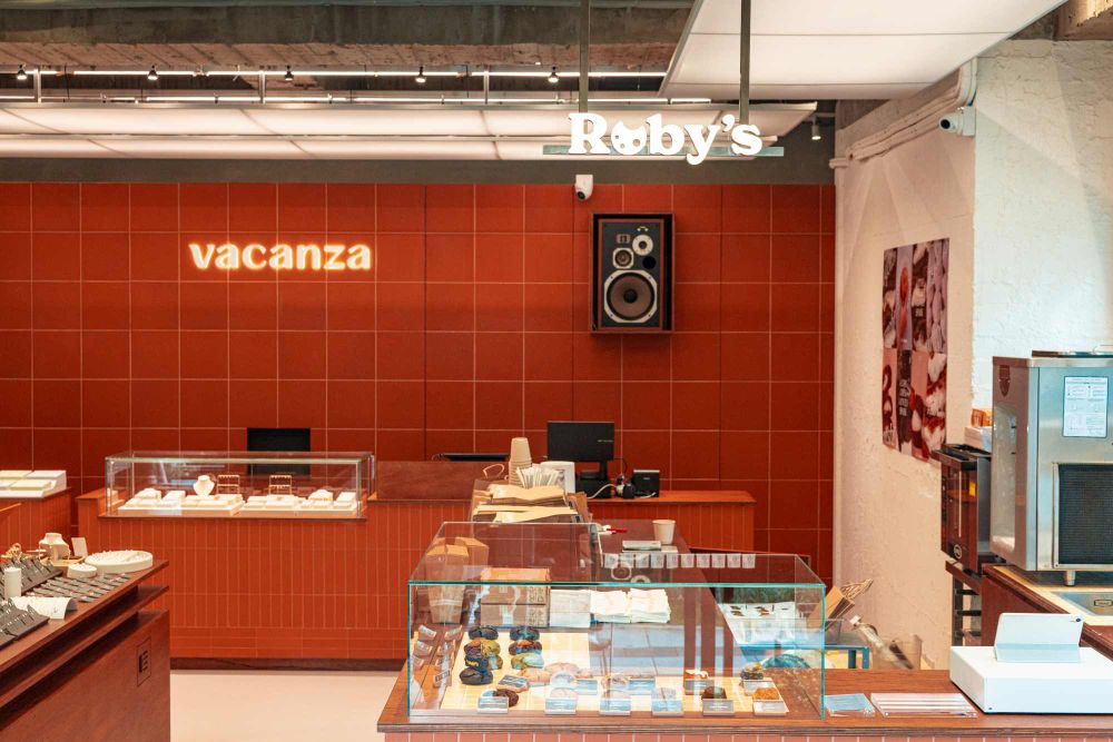 邊吃邊逛太幸福！vacanza全新中山門市聯手軟餅乾Ruby’s！限定霜淇淋只有這裡有！-2