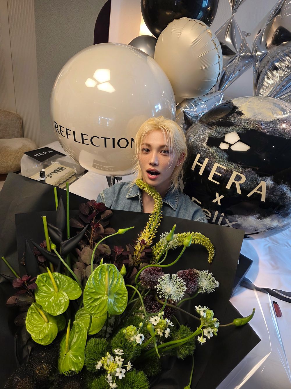 Felix性感低音砲：「HI HERA」宣告全新代言、即將降臨！STAY瞬間炸鍋：「今天開始改名HERA！」-3