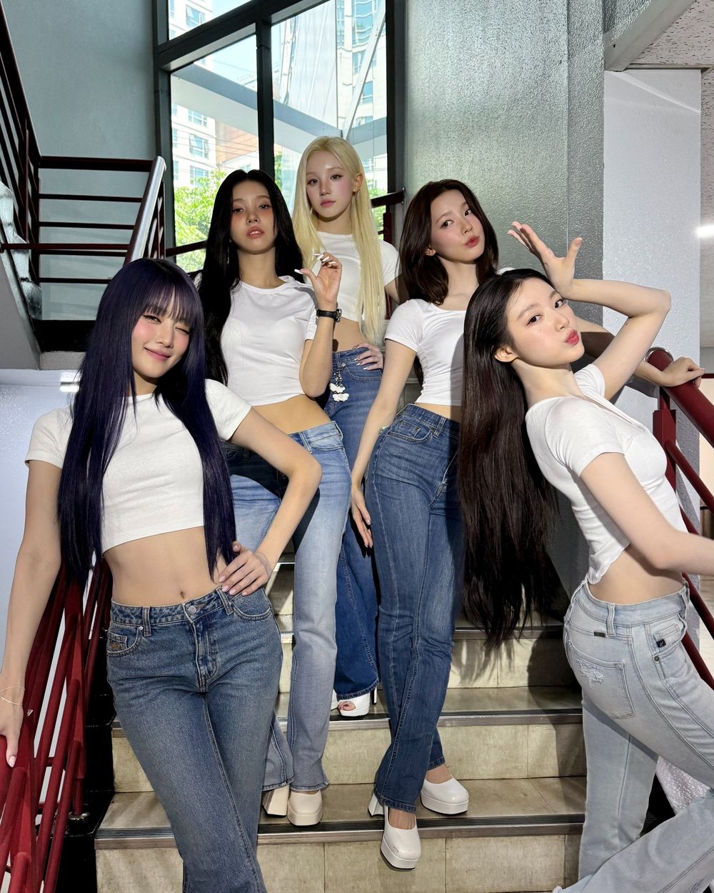 盤點6組近三年專輯銷量最好的四代女團！i-dle多張破百萬，aespa戰績超狂！-6
