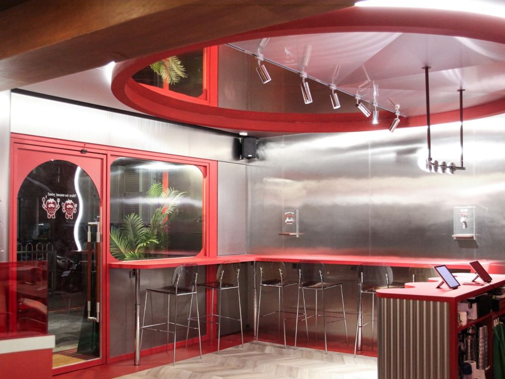 2025台北中山甜點店推薦！Meat Up中山店爆美包浩斯風格店裝太好拍、「芒果巨型帕妃杯&巧克力奶昔」必點菜單一次看！-2
