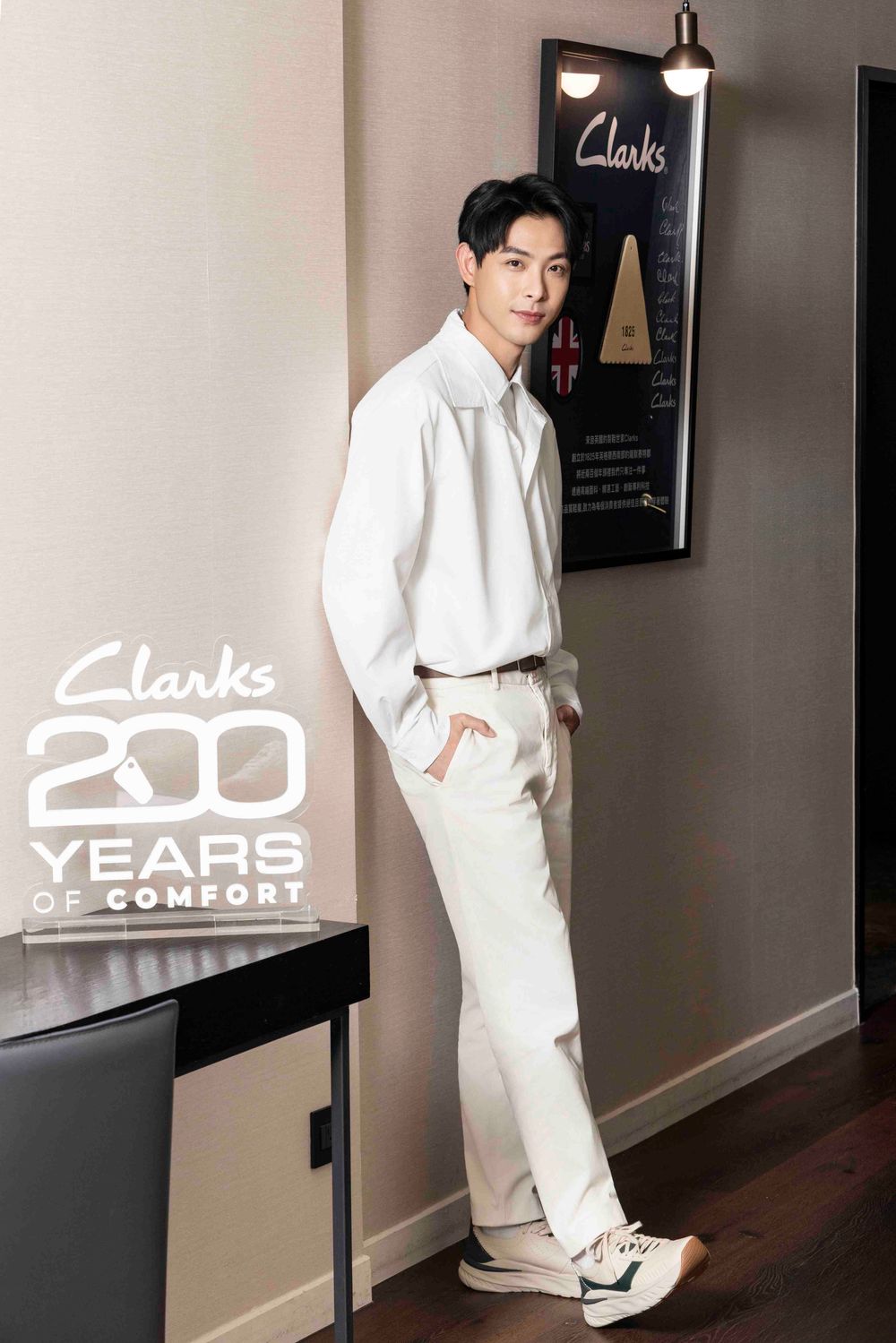 i-dle舒華也愛上！Clarks秋冬新品強勢登場！皇室摯愛「袋鼠鞋、三瓣鞋」再進化！-3