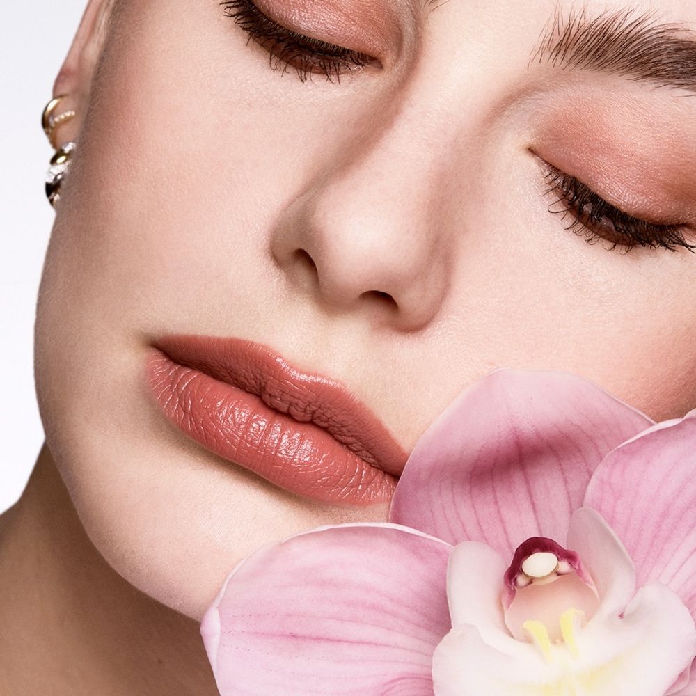 2025七夕情人節必收限量美妝！NARS「奢慾緞光唇膏」化身粉紅花束，送上3款限定玫瑰裸色＋3款人氣經典色，收到必尖叫！-5