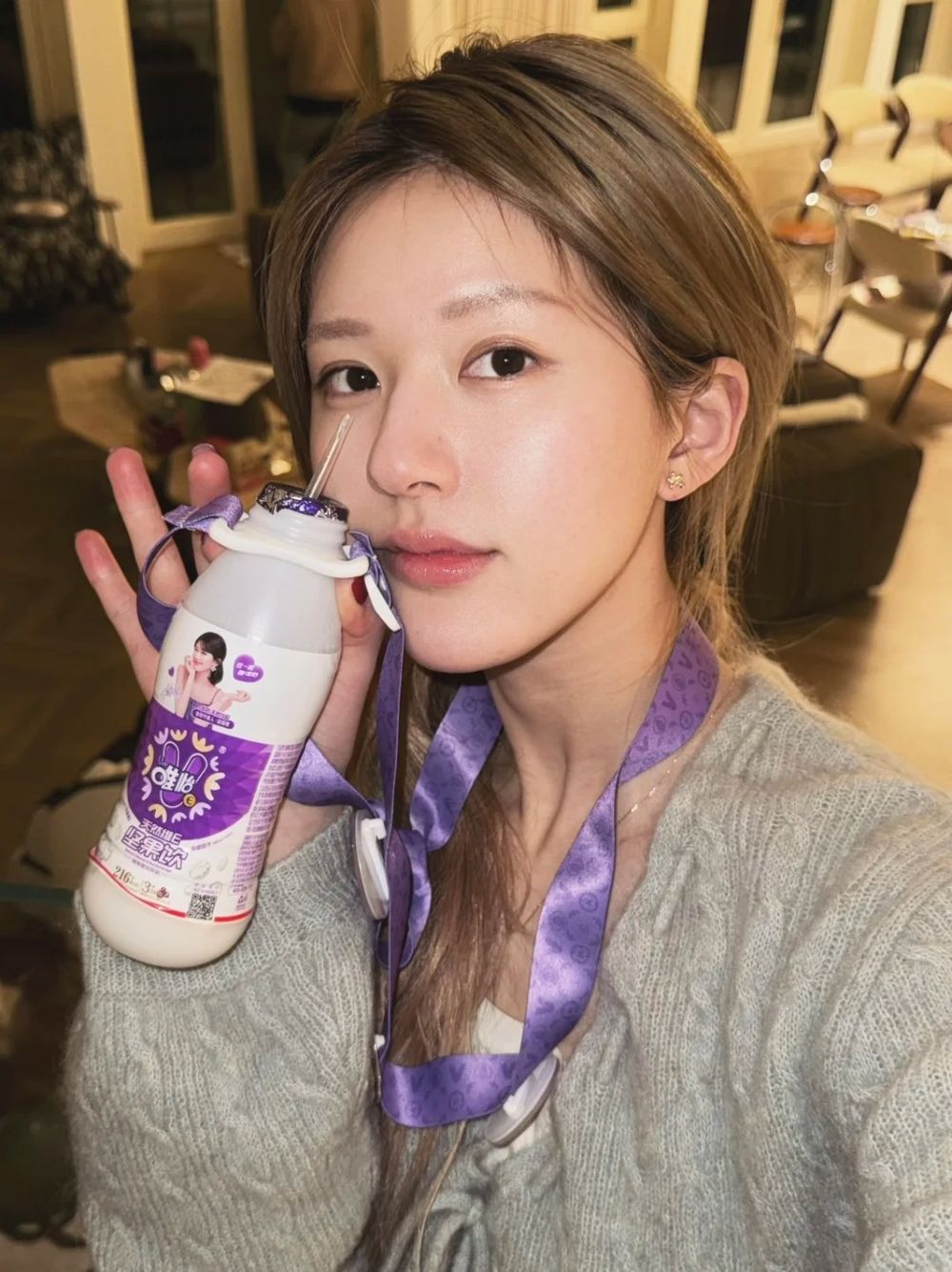 趙露思成為CT全球彩妝代言人！香氛身體保養、美白面膜代表、美妝資源豐富，手握三大精奢品牌、堪稱陸劇小花銷冠！-12