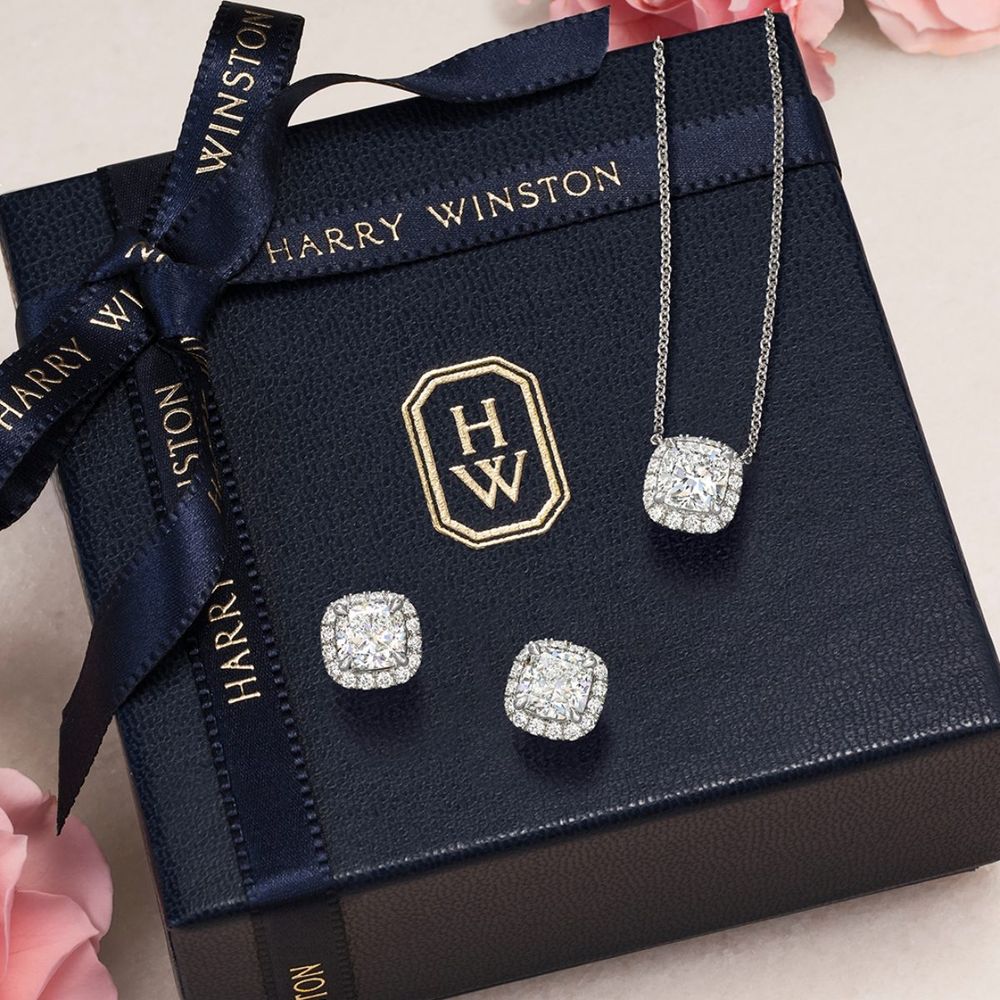 鑽石之王Harry Winston六大經典婚戒對戒推薦！收到The One鑽戒的準新娘超幸福！-6