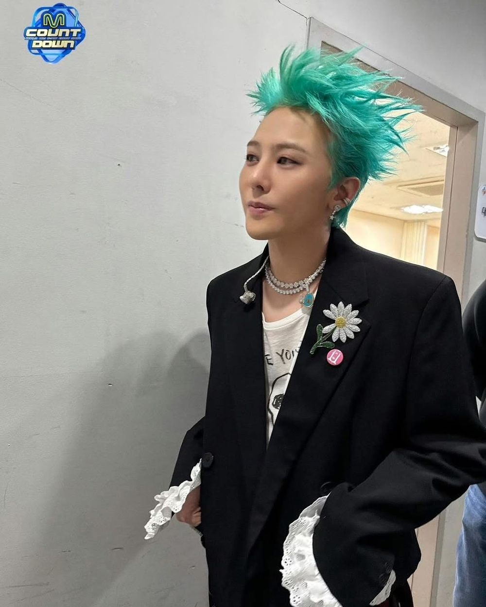 2025第一季獲得最多音放一位的韓國歌手！Jennie急起直追，GD、IVE拿獎拿到手軟！-8
