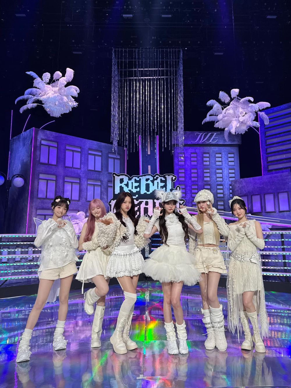 2025第一季獲得最多音放一位的韓國歌手！Jennie急起直追，GD、IVE拿獎拿到手軟！-10