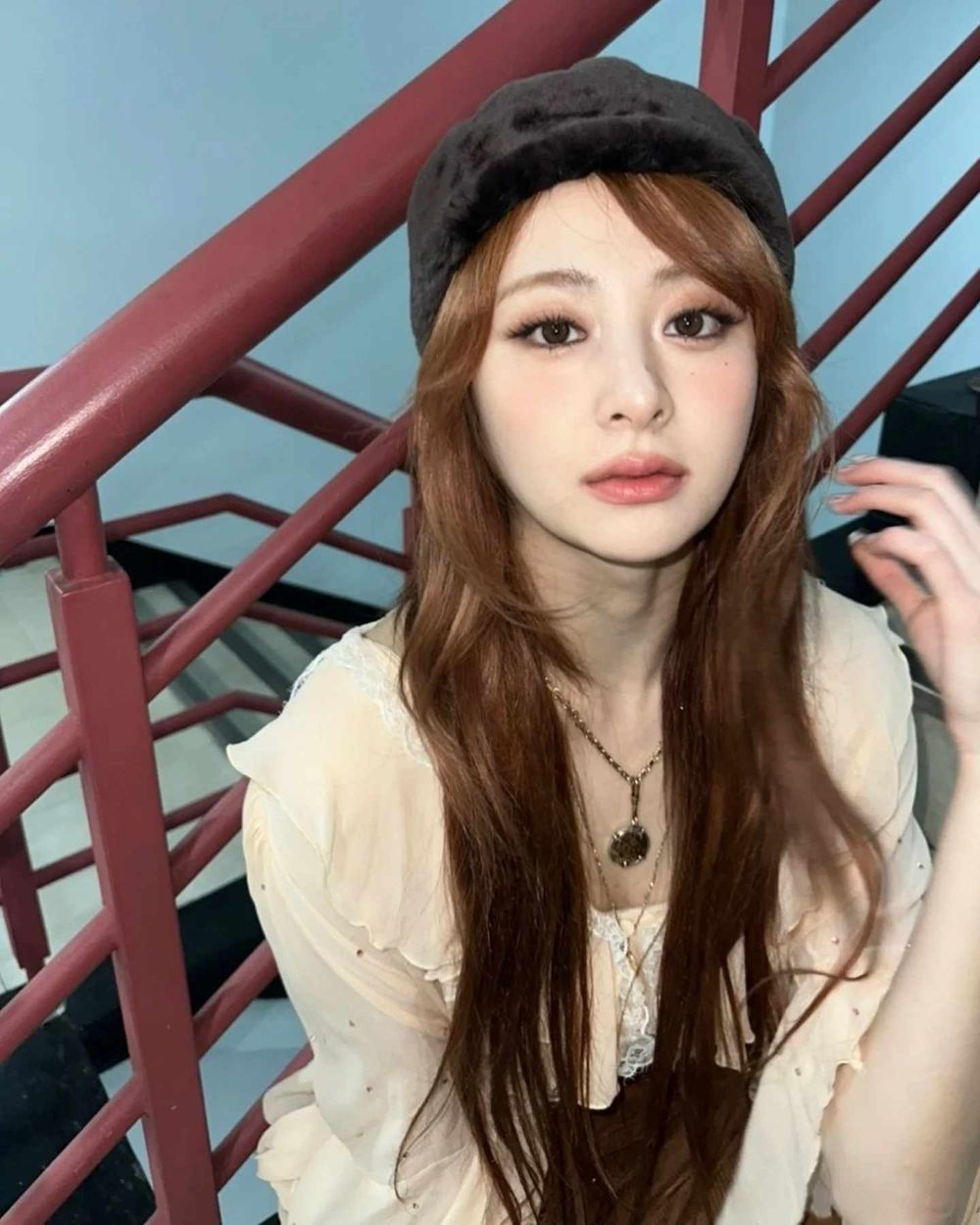 網友票選最想和她當朋友的新生代女偶像TOP7！Karina成「最佳好友」人選，海嫄零偶包親和力超受歡迎！-4