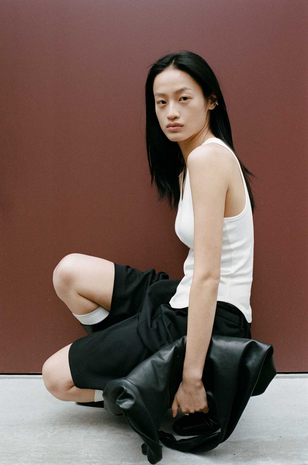 高級鬆弛拉滿！Studio Doe夏日新品來了「空氣廓型褲、棉麻襯衫」隨便搭都時髦！-2