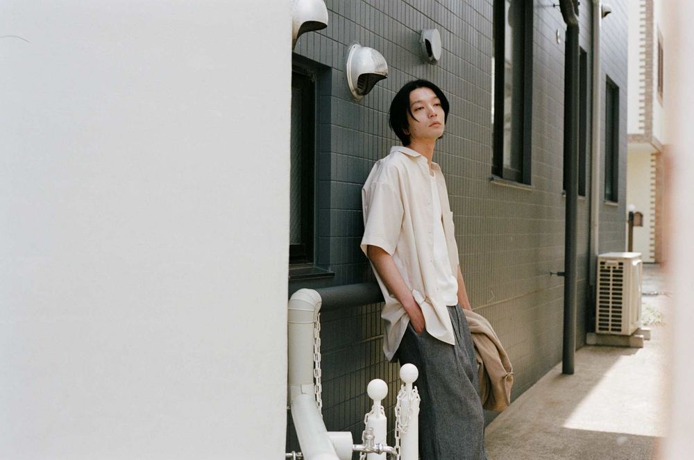 高級鬆弛拉滿！Studio Doe夏日新品來了「空氣廓型褲、棉麻襯衫」隨便搭都時髦！-10
