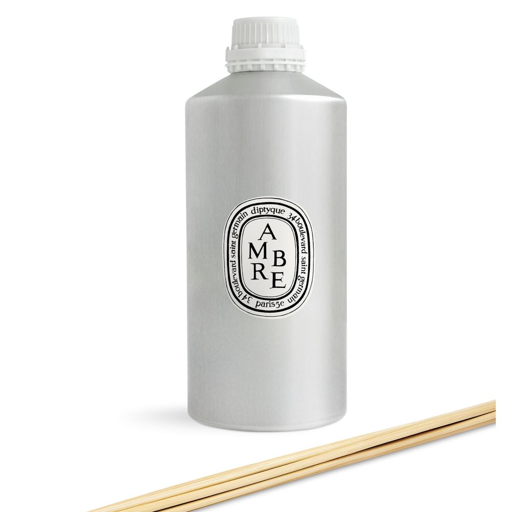 Diptyque史上最美室內擴香！玻璃瓶身篆刻經典橢圓LOGO，加入琥珀香調、首度推出巨型尺寸，放在家裡奢華感拉滿！-8