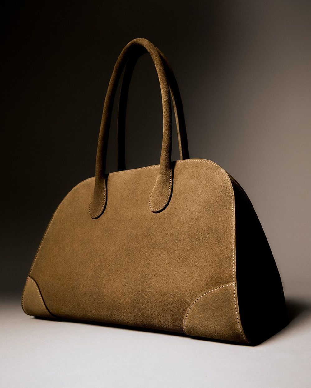 Lyst 2025第一季最熱門品牌Top10出爐！LOEWE擠下Miu Miu登頂！「這品牌」首次進榜！-11