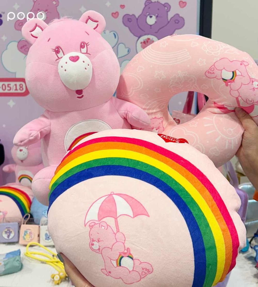 彩虹熊Care Bears在7-11！萌翻「立體小熊電腦包、絨毛手拿包、造型馬克杯」全都超欠買！-7