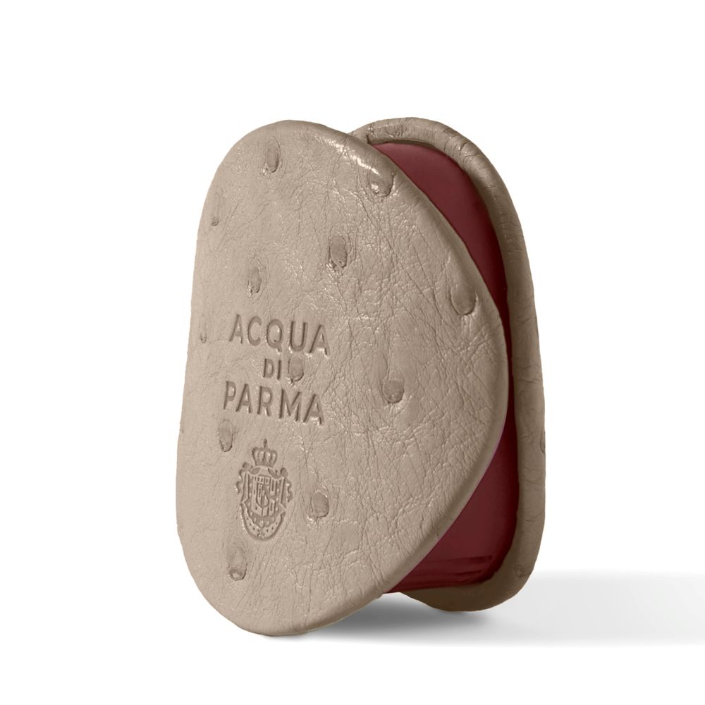 精品車用香氛推薦！Acqua di Parma「車用擴香皮套」全新夏季限量色上市，買鴕鳥皮套送千元香氛膠囊！-5
