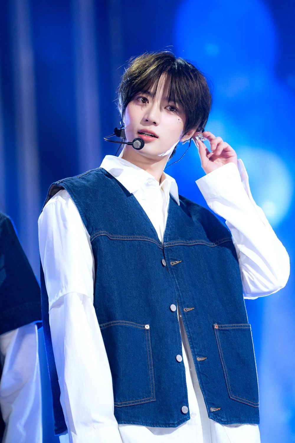 韓網瘋傳6位KPOP人氣男偶像童年照！杋圭、Felix天生的顏值擔當，車銀優全網認證最強顏霸！-4