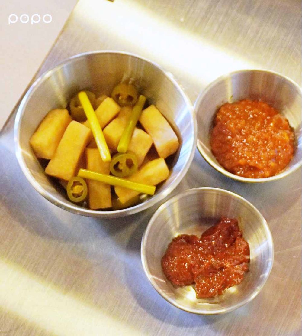韓星也愛吃的金豬食堂正式來台！爆炸療癒「厚烤帶骨豬五花」必點品項、台灣首店菜單價格一次看！-21