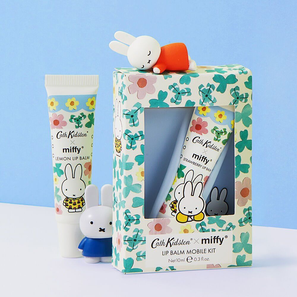韓女瘋搶Cath Kidston米飛兔聯名護唇膏手機背架、印花護手霜...，韓國OLIVE YOUNG獨賣、代購又爆單！-11