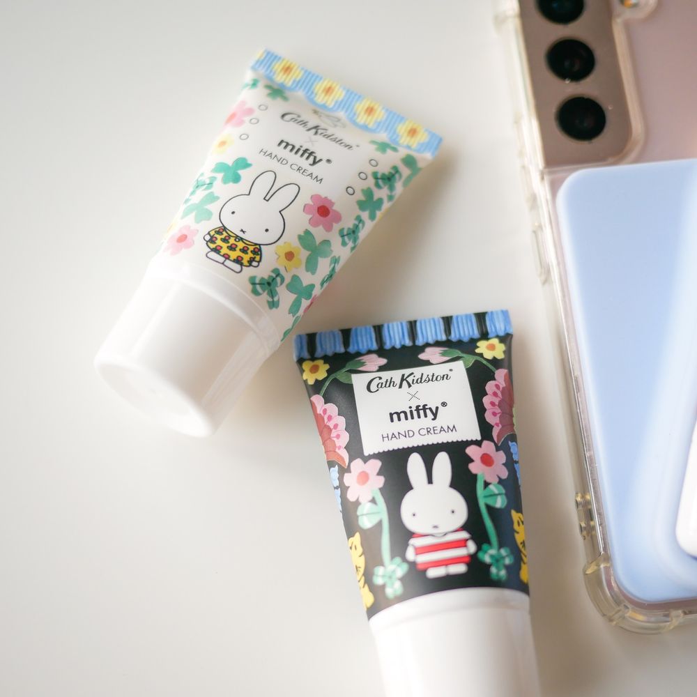 韓女瘋搶Cath Kidston米飛兔聯名護唇膏手機背架、印花護手霜...，韓國OLIVE YOUNG獨賣、代購又爆單！-9