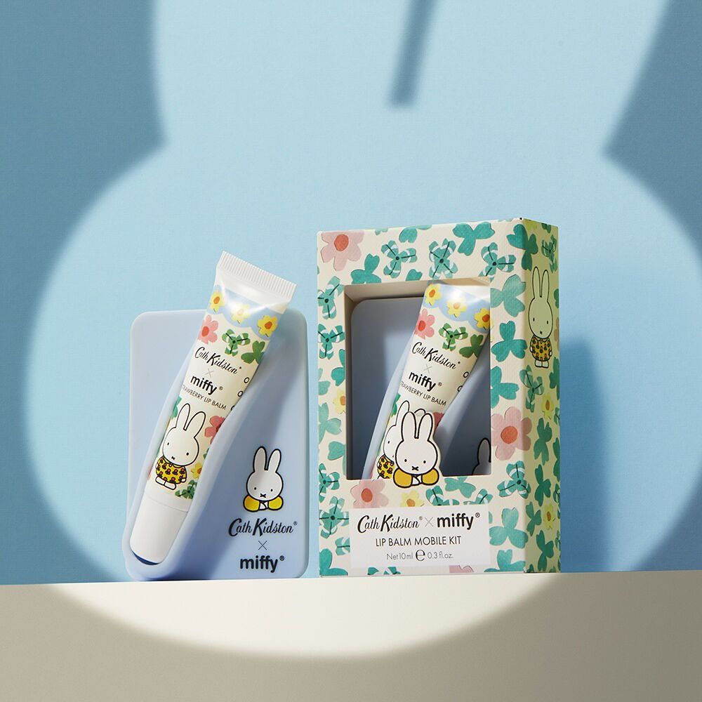 韓女瘋搶Cath Kidston米飛兔聯名護唇膏手機背架、印花護手霜...，韓國OLIVE YOUNG獨賣、代購又爆單！-12
