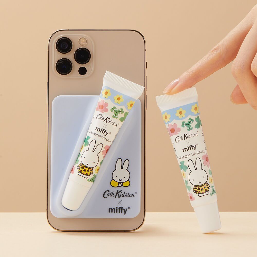 韓女瘋搶Cath Kidston米飛兔聯名護唇膏手機背架、印花護手霜...，韓國OLIVE YOUNG獨賣、代購又爆單！-13