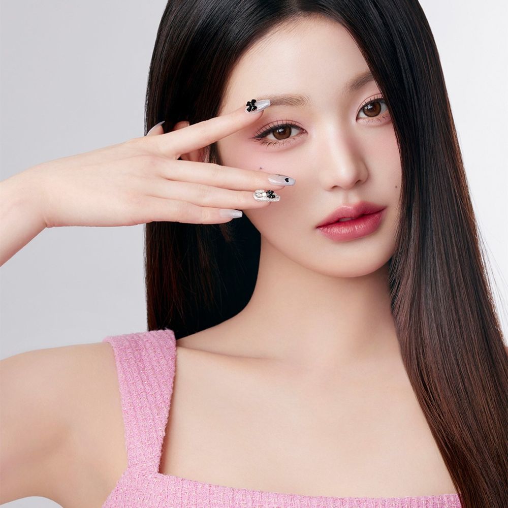 張員瑛解鎖新美妝資源！韓國人氣美甲貼片Dashing Diva「浪漫貓眼蝴蝶結、優雅寶石美甲」不用照燈、3秒即可擁有！-4