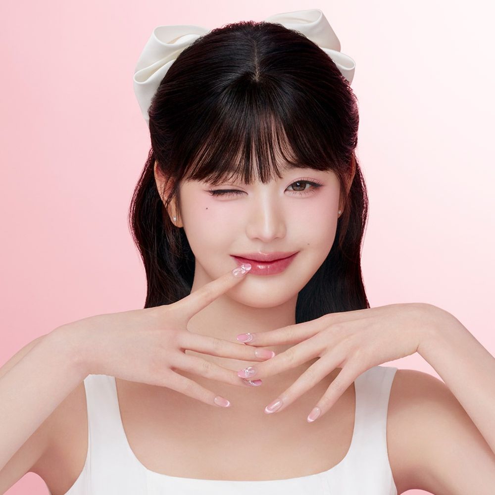 張員瑛解鎖新美妝資源！韓國人氣美甲貼片Dashing Diva「浪漫貓眼蝴蝶結、優雅寶石美甲」不用照燈、3秒即可擁有！-3