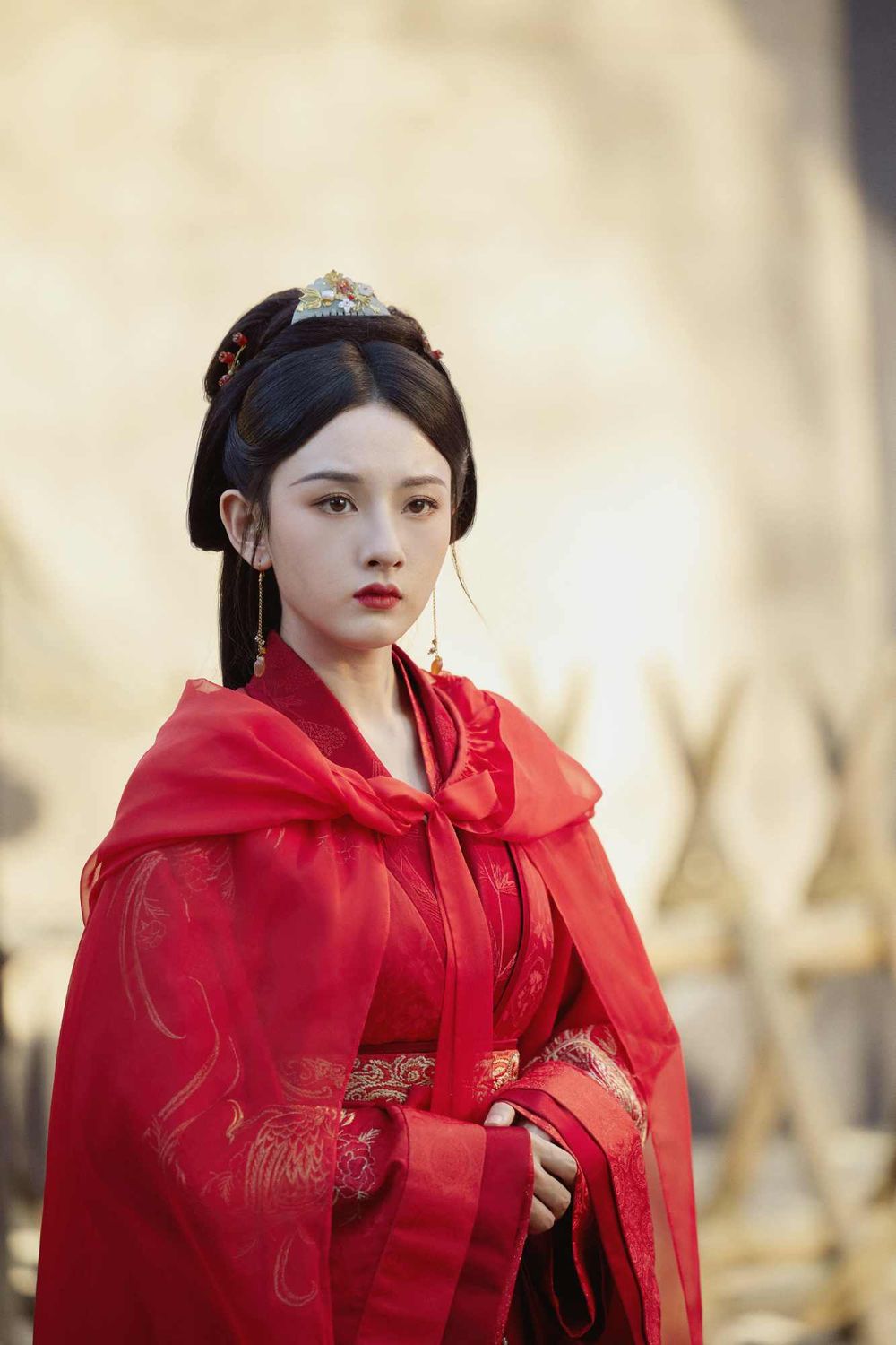 Netflix陸劇《折腰》小說vs劇版差異一次看懂！劇情大改掀網熱議，宋祖兒劉宇寧先婚後愛還是一見鍾情？-6