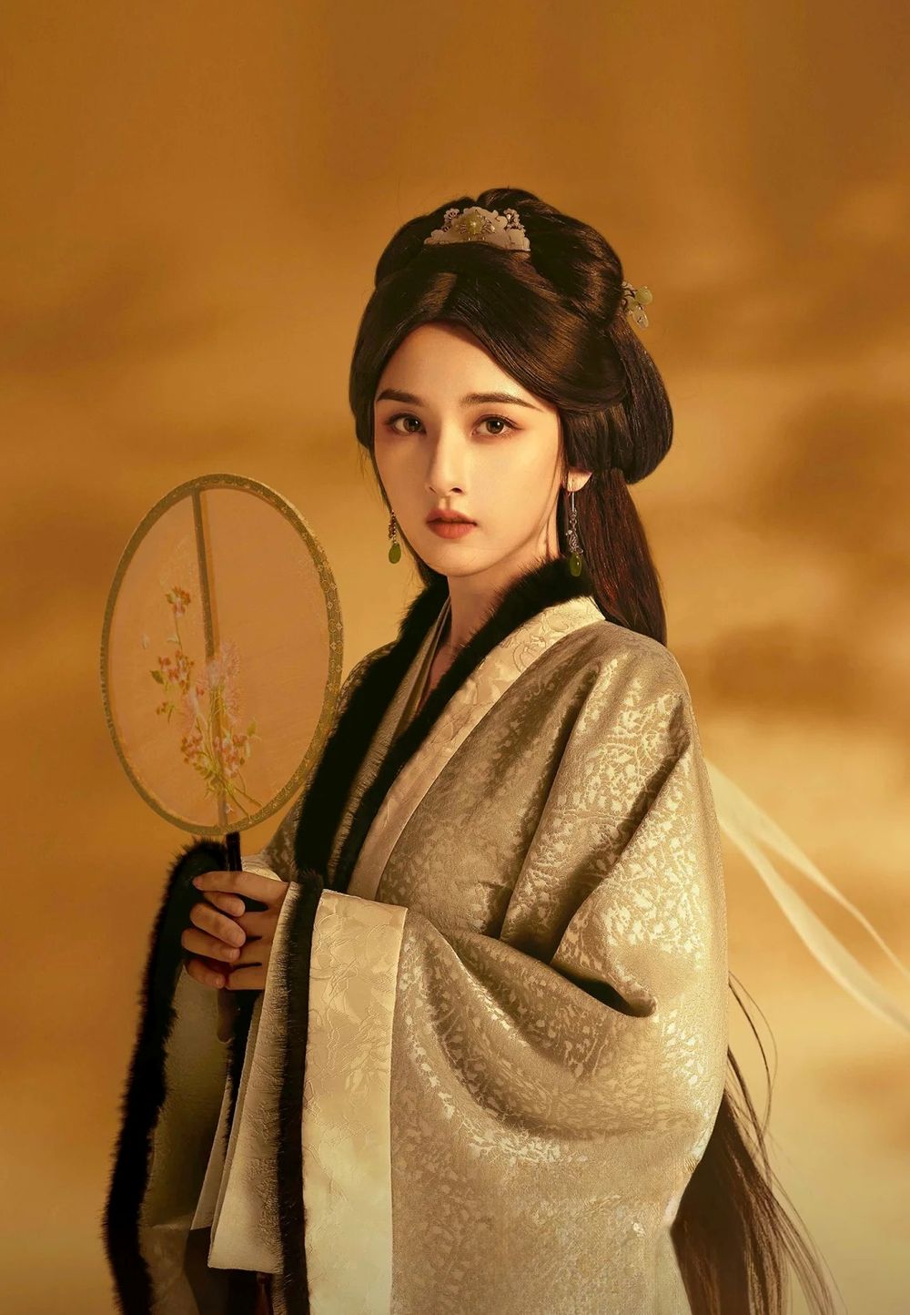 Netflix陸劇《折腰》小說vs劇版差異一次看懂！劇情大改掀網熱議，宋祖兒劉宇寧先婚後愛還是一見鍾情？-3