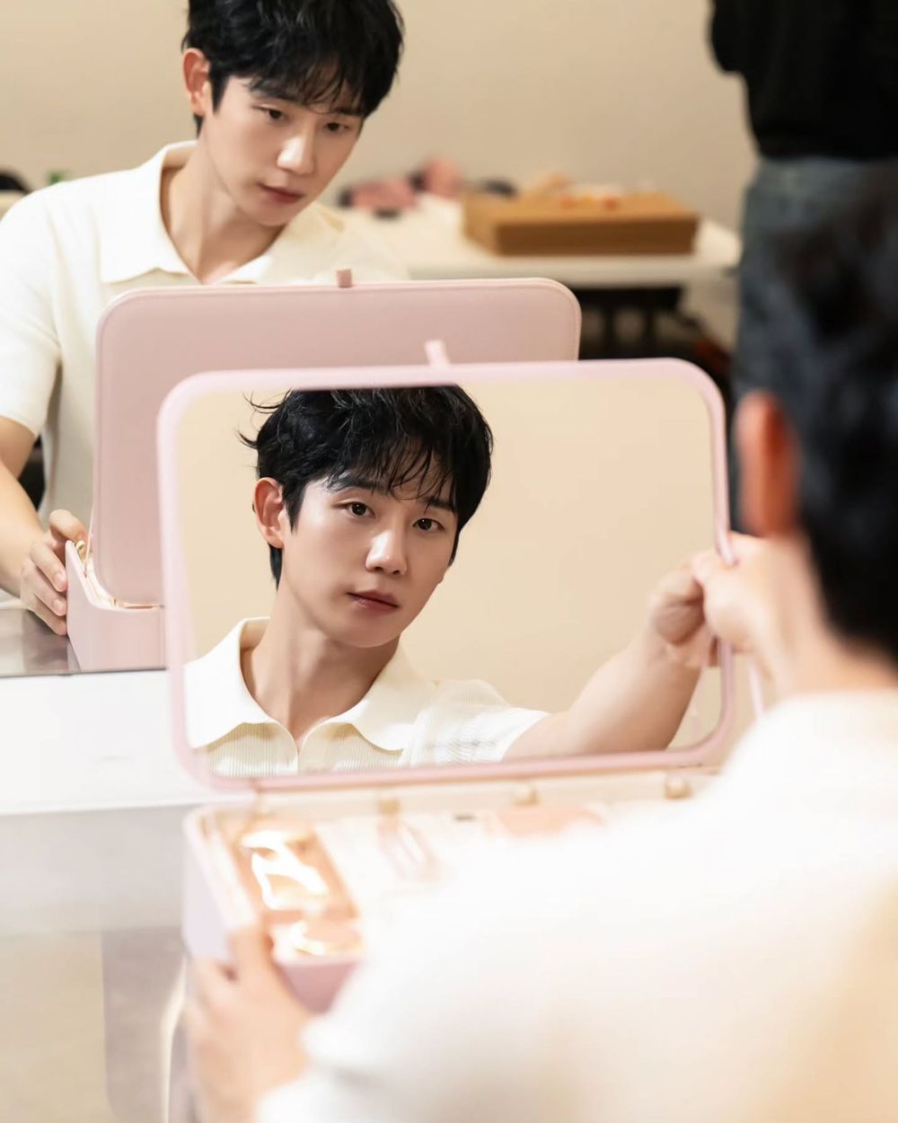 丁海寅同款保養終於到貨！D&G Beauty「義式親膚系保養」週末快閃開跑，打卡贈香氛、消費送時裝週緊緻眼膜，不容錯過！-22
