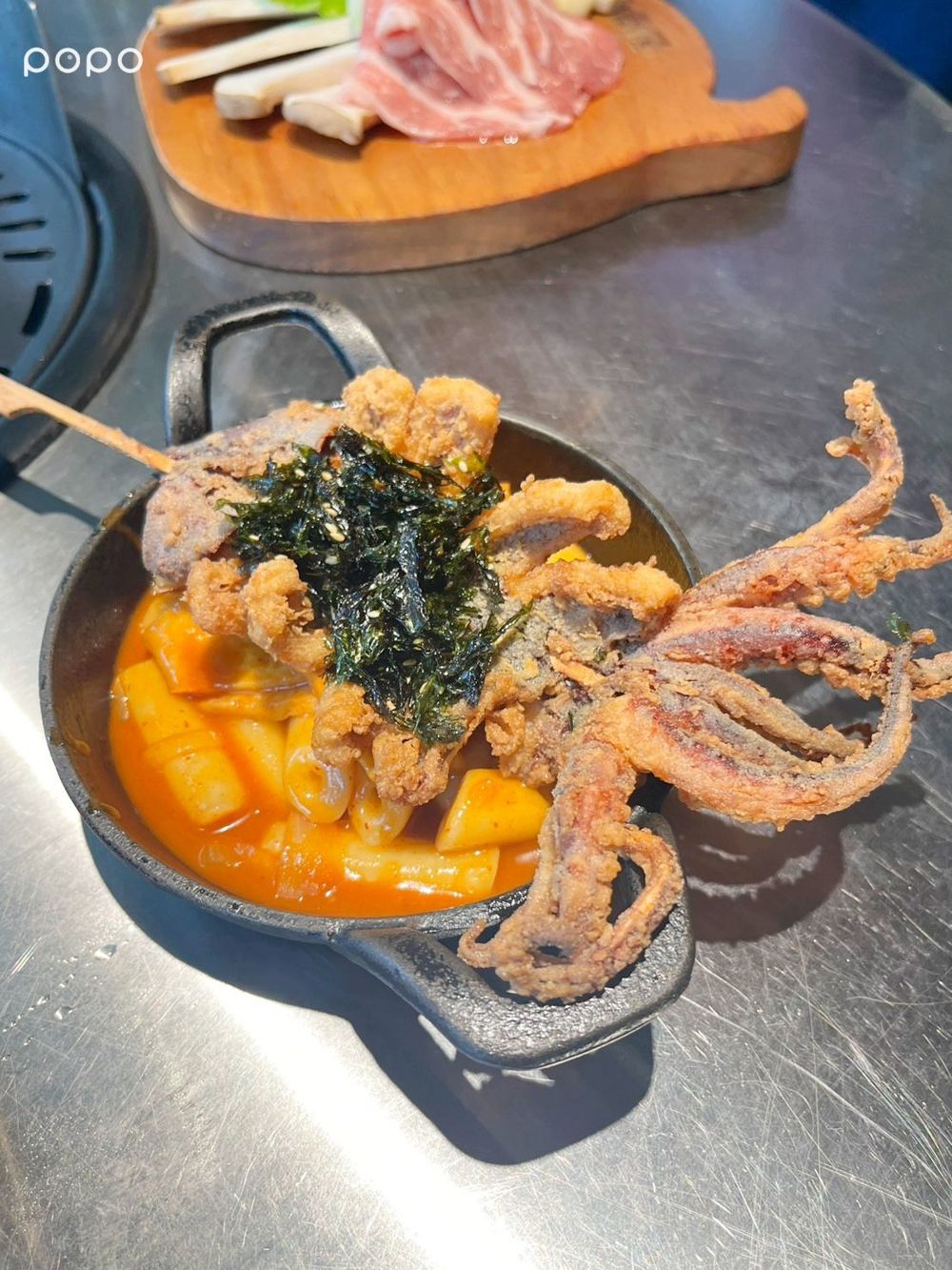 金咕燒肉新菜單登場！日本A5和牛、澳洲霜降和牛全都吃得到，超療癒「六宮格肉肉拼盤、炸魷魚辣炒年糕」也是必點！-4