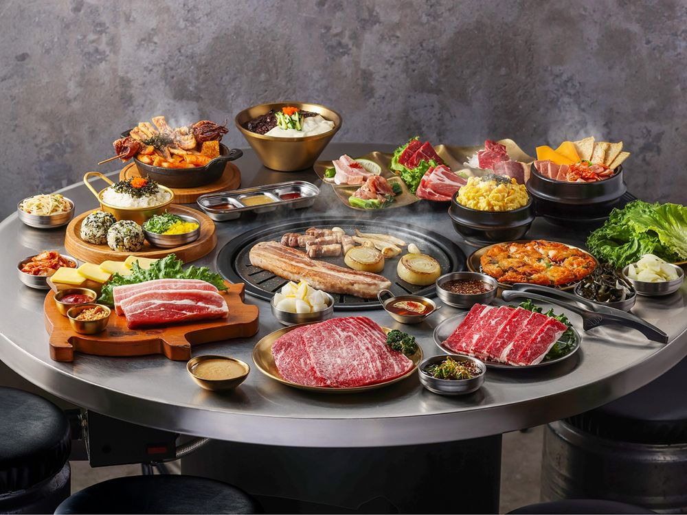 金咕燒肉新菜單登場！日本A5和牛、澳洲霜降和牛全都吃得到，超療癒「六宮格肉肉拼盤、炸魷魚辣炒年糕」也是必點！-5