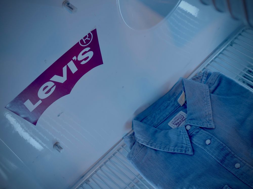 明星人手一條！Levi’s最強神褲非501莫屬！Karencici專屬訂製丹寧套裝好看瘋掉！-12