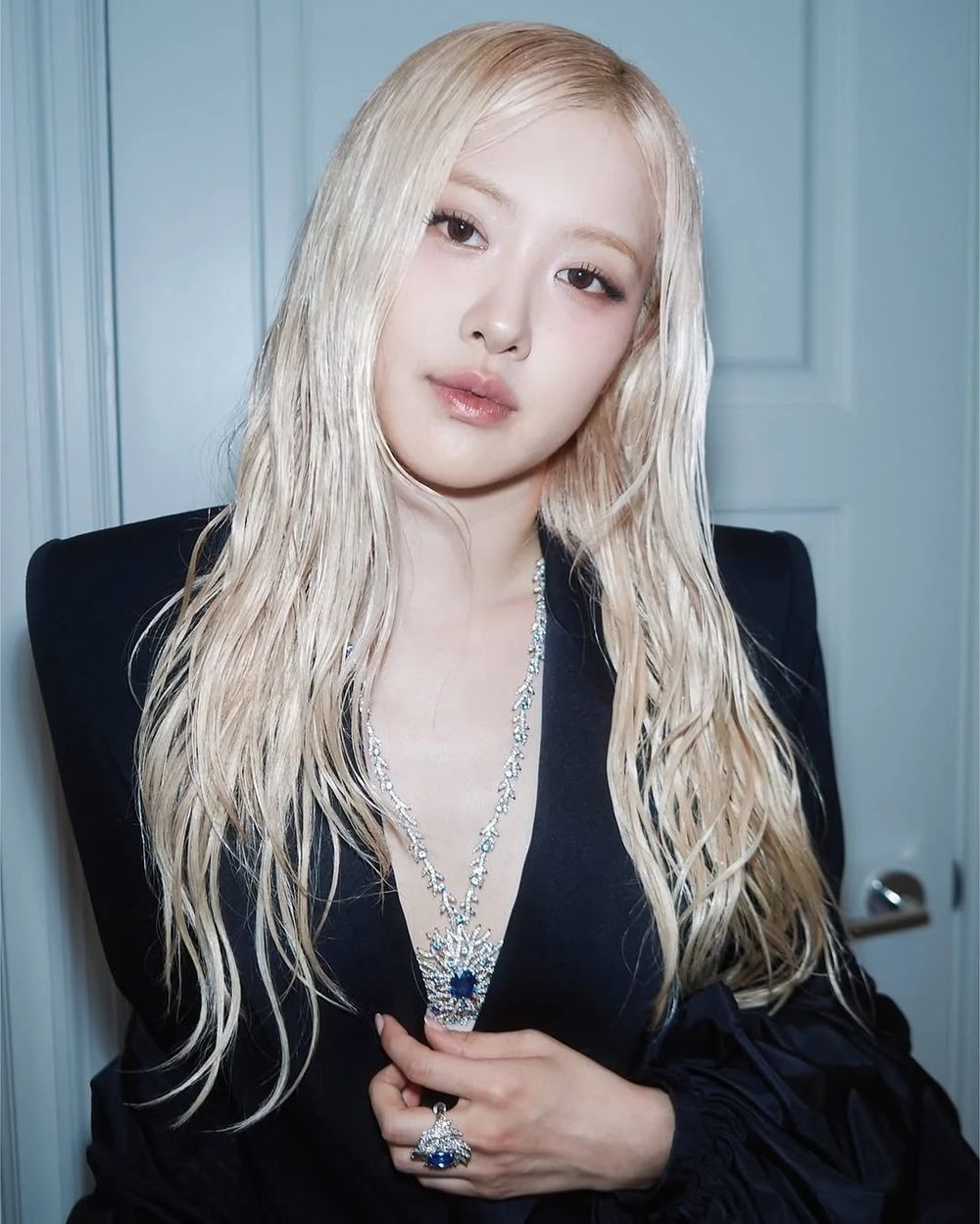 韓網熱議6大KPOP偶像神圖公開！Felix站姐封神，Rosé、Karina美到不真實！-4