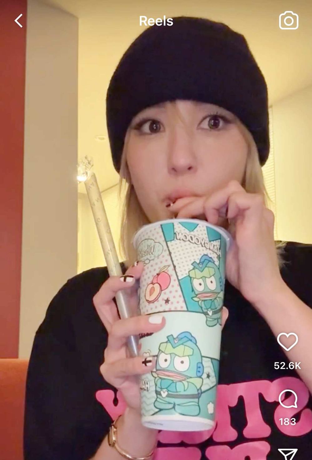 「人間芭比」SOMI全昭彌來台狂喝珍奶！甚至開直播爆喝手搖、「水巷茶弄、清心」必點同款菜單找到了！-7