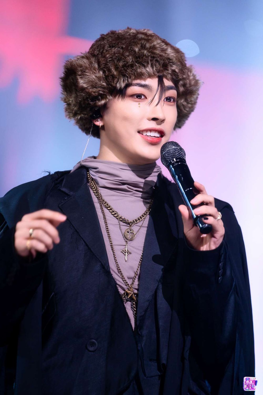 韓網票選6大最強饒舌擔當男偶像！RM、HAN技壓全場，G-DRAGON全能實力稱霸！-6