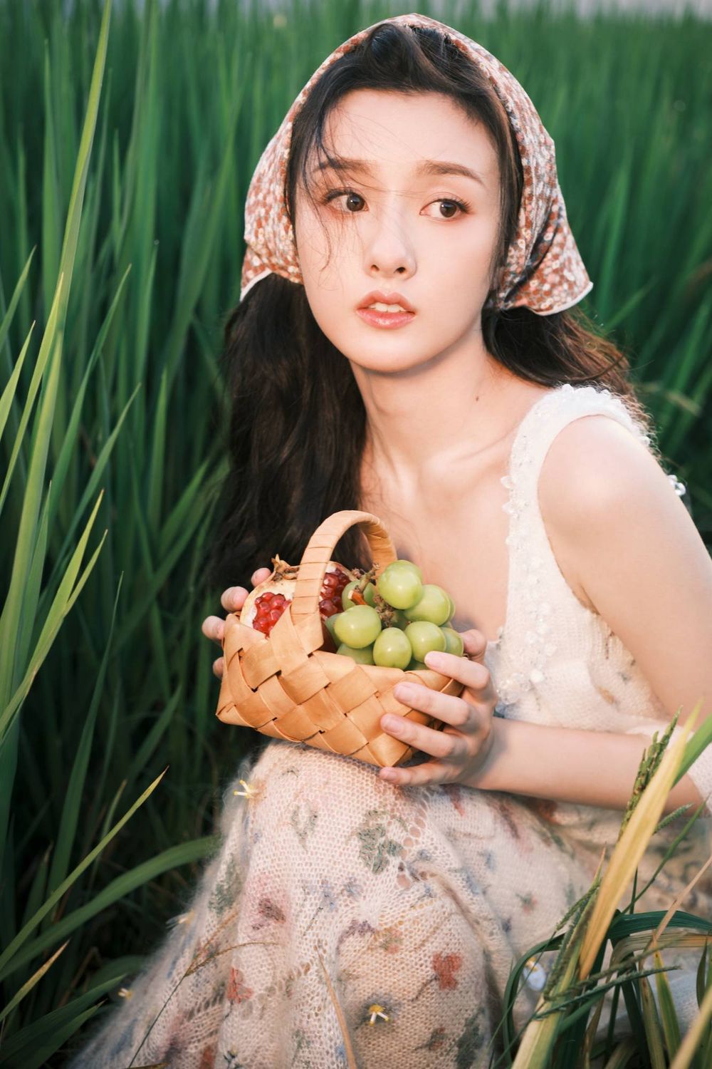 Netflix《折腰》宋祖兒和劉宇寧極限拉扯、先婚後愛好上癮！被稱天選美人、全靠「這技巧」精緻五官、立體輪廓！-7