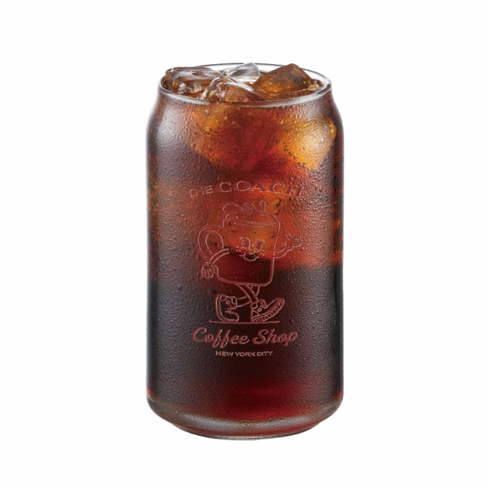 史努比粉發瘋！COACH X Peanuts聯名台灣買得到了！皮革史努比吊飾要用搶的！-4