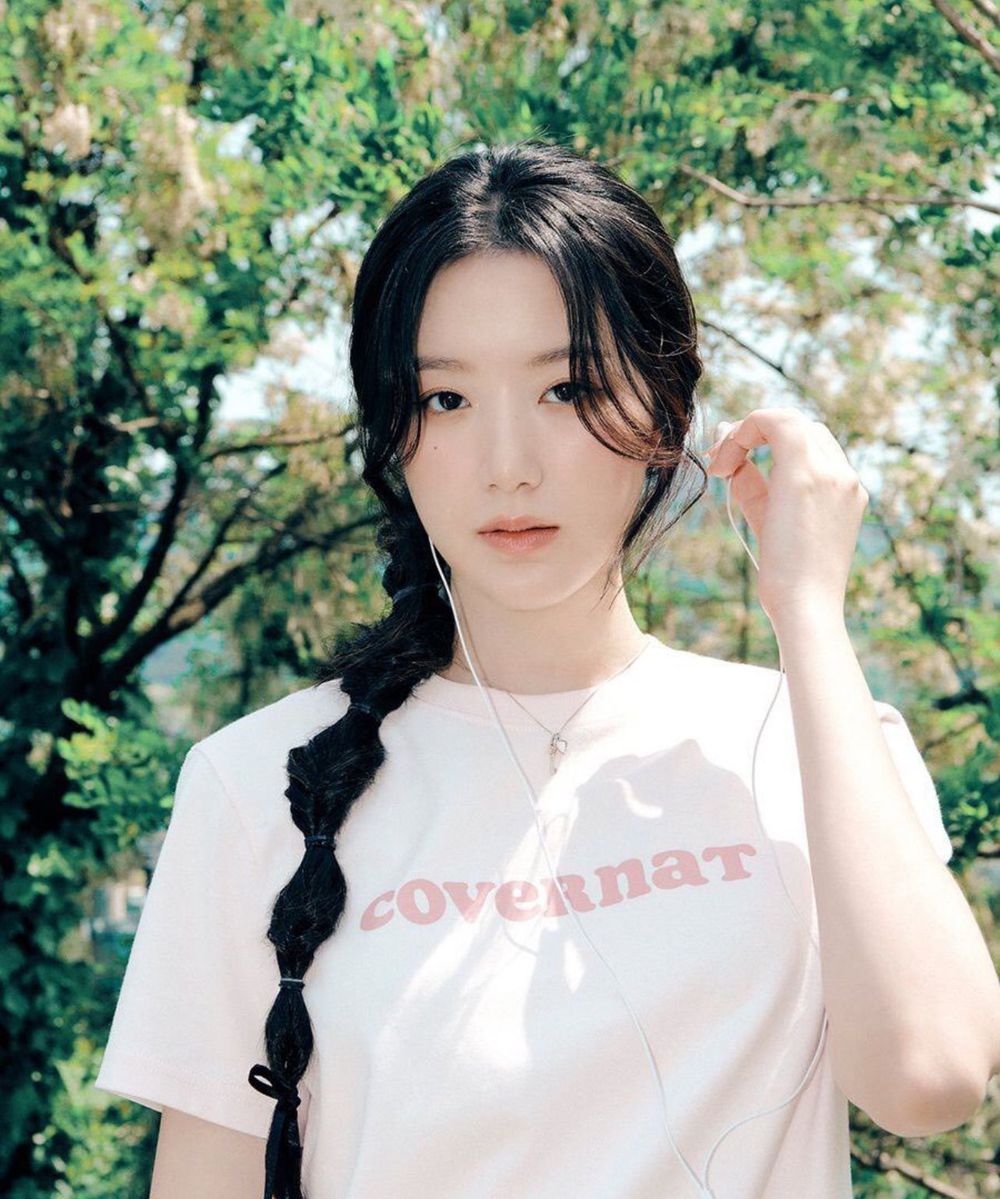 韓網公認7位「氛圍感美女」KPOP偶像！Winter高冷魅力圈粉，舒華、安俞真氣質驚艷全網！-4