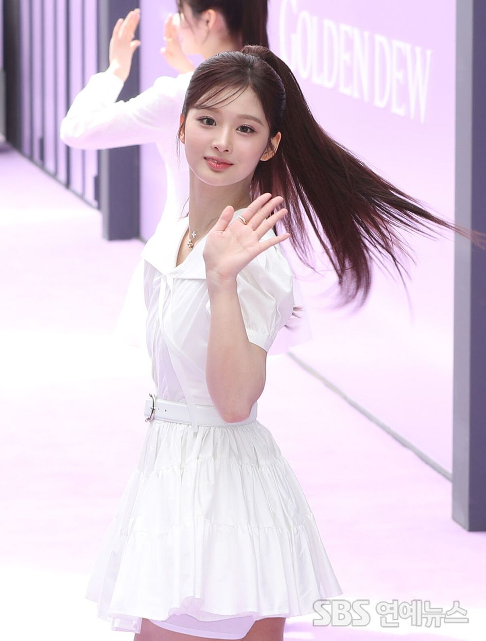 韓網公認7位「氛圍感美女」KPOP偶像！Winter高冷魅力圈粉，舒華、安俞真氣質驚艷全網！-14