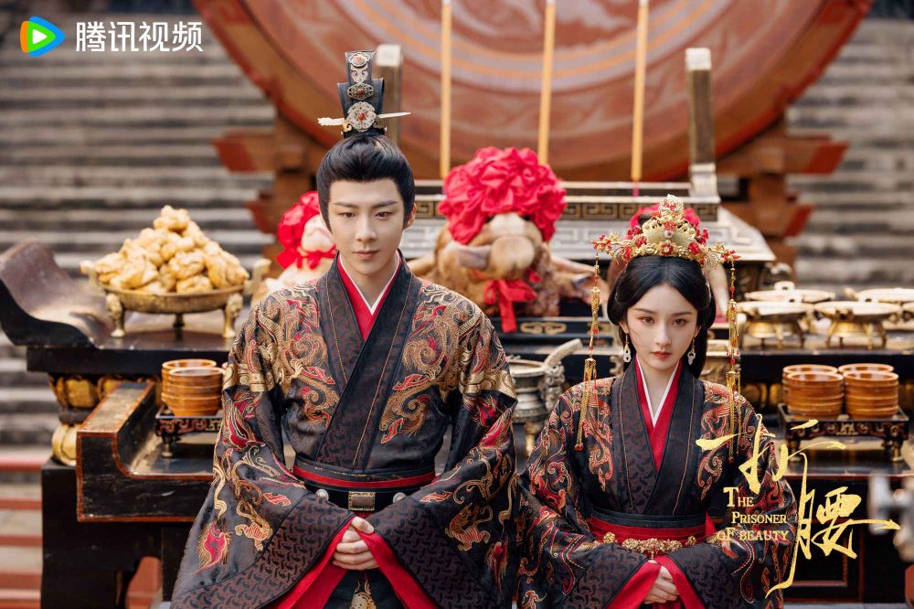Netflix陸劇《折腰》天選小喬「宋祖兒」紅回巔峰！165公分私服大反差、童星出身根本母胎美人！-4