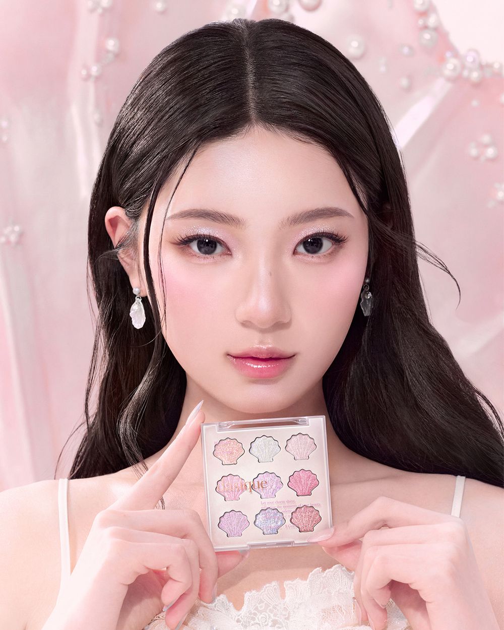 dasique美人魚貝殼限量彩妝唯美上市！9色閃耀亮片眼影盤、白皙紅嫩飾底乳、貝殼打亮盤...，一抹瞬間肌膚美成光！-16