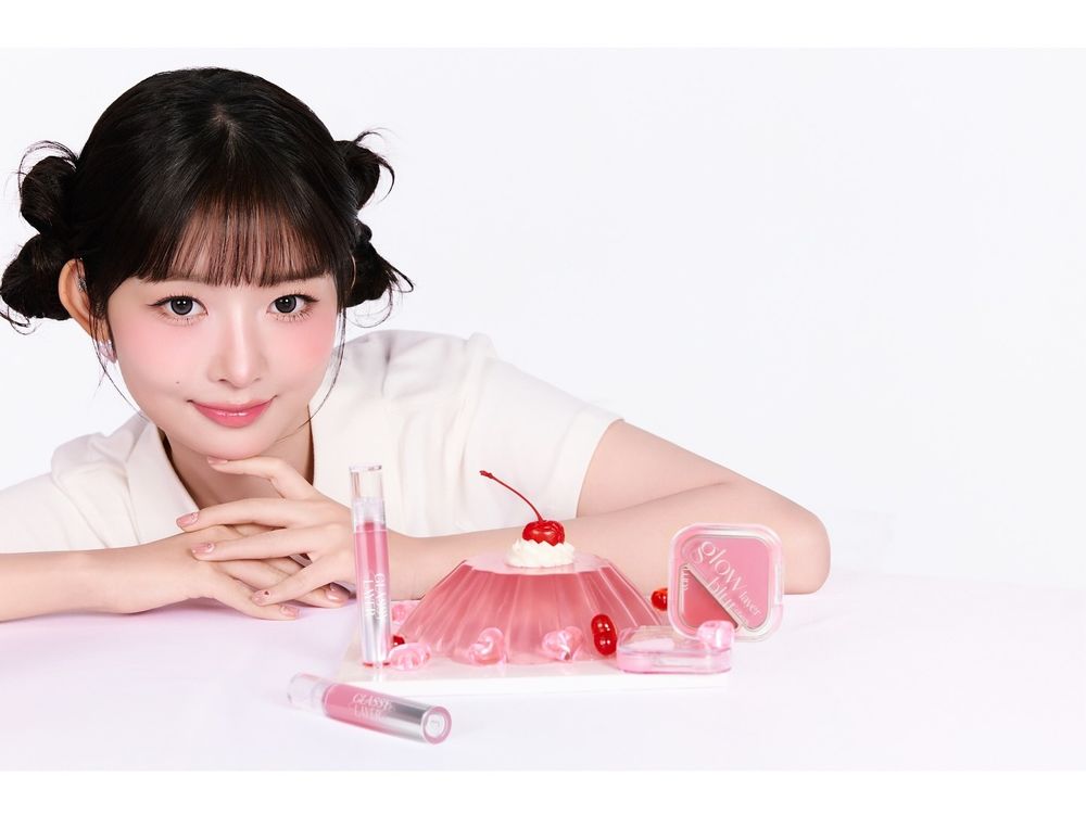 LUNA夏彩甜度滿分！兩步驟完成REI同款果汁草莓妝容，韓妞瘋搶雙質地腮紅、只在「這裡」買得到！-5