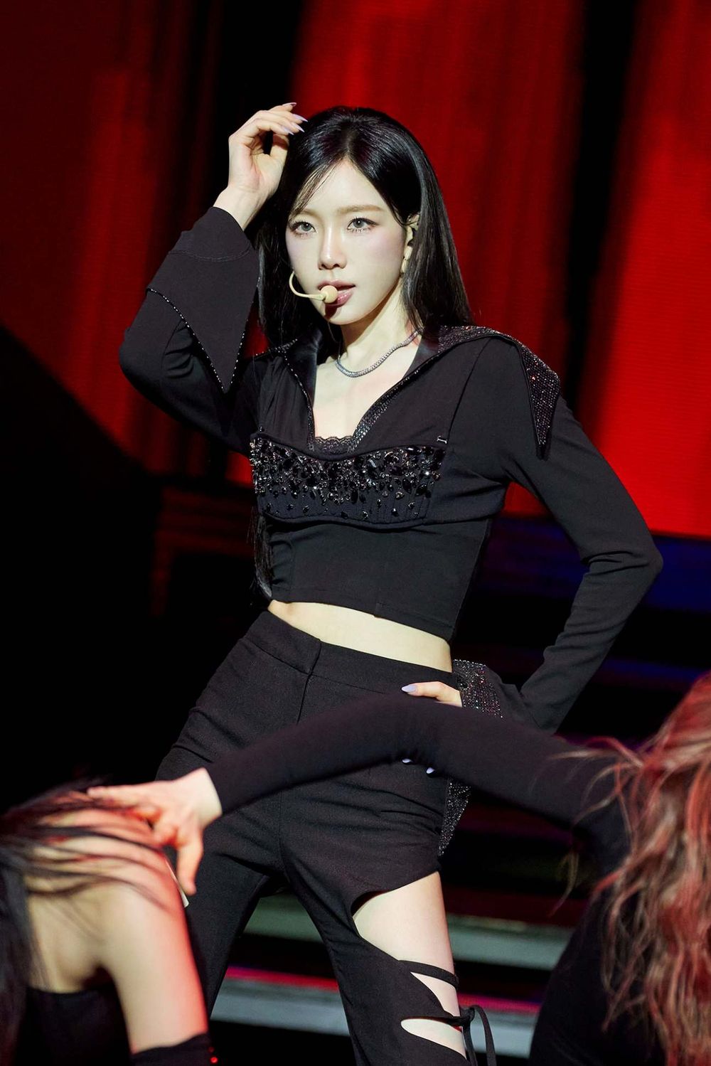 韓網公認6位「曲風駕馭力最強」KPOP女偶像！Rosé、太妍神級主唱，IU唱功實力震撼全場！-3