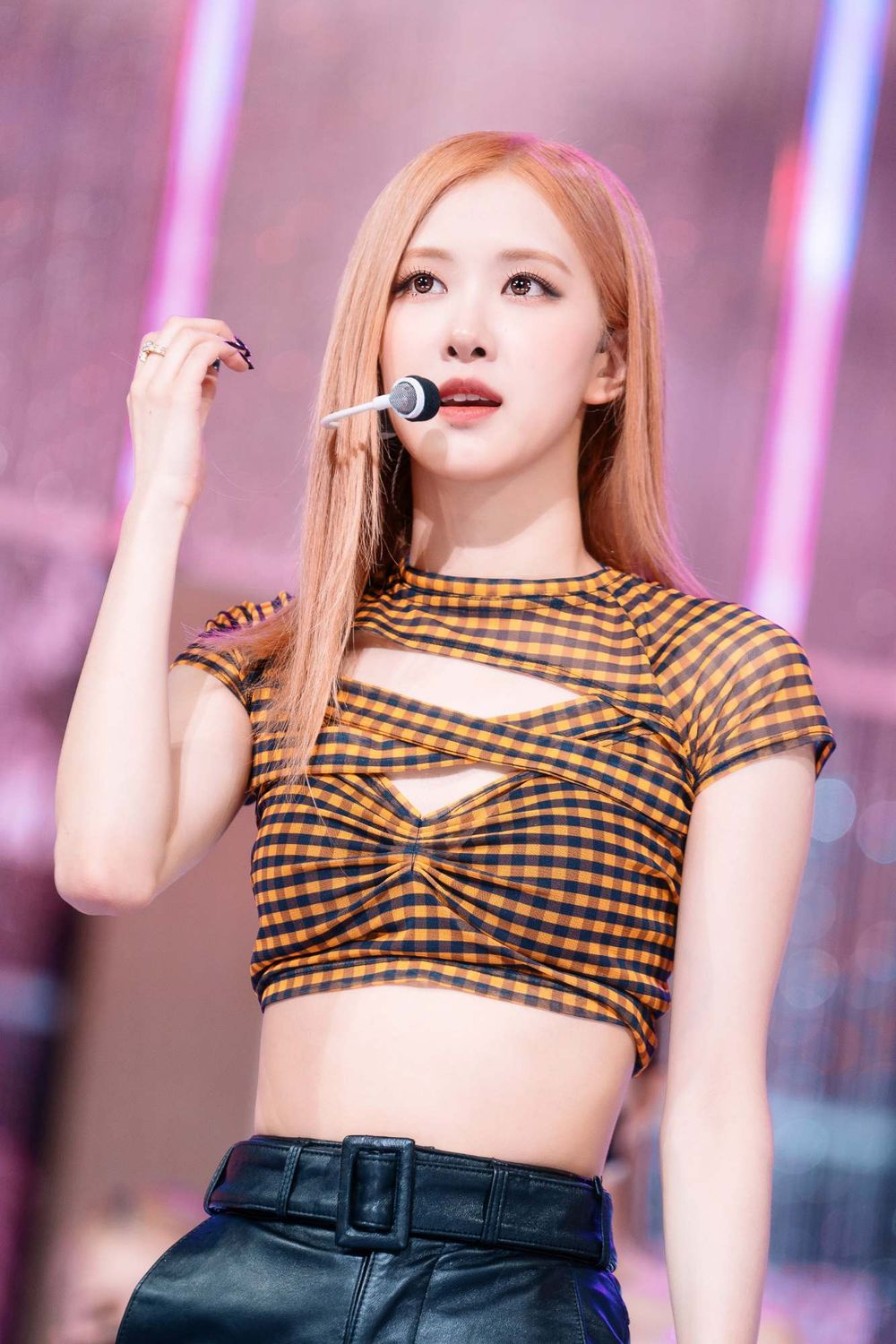 韓網公認6位「曲風駕馭力最強」KPOP女偶像！Rosé、太妍神級主唱，IU唱功實力震撼全場！-5