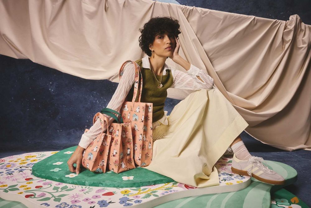 Cath Kidston真的很會聯名！姆明家族「嚕嚕米托特包、票夾、短夾」通通超可愛！-19