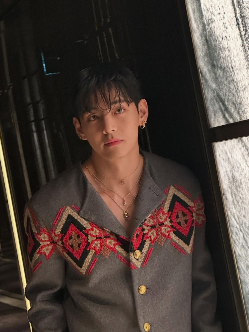 日網友票選「臉蛋天才」K-POP男偶像TOP5！SEVENTEEN珉奎、RIIZE元彬成焦點，車銀優穩坐顏值天花板！-8
