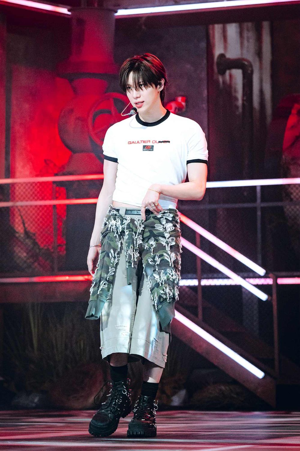 網熱議7位舞台掌握力最強的KPOP男偶像！j-hope、鉉辰魅力壓制全場，然竣表情演技封神！-8